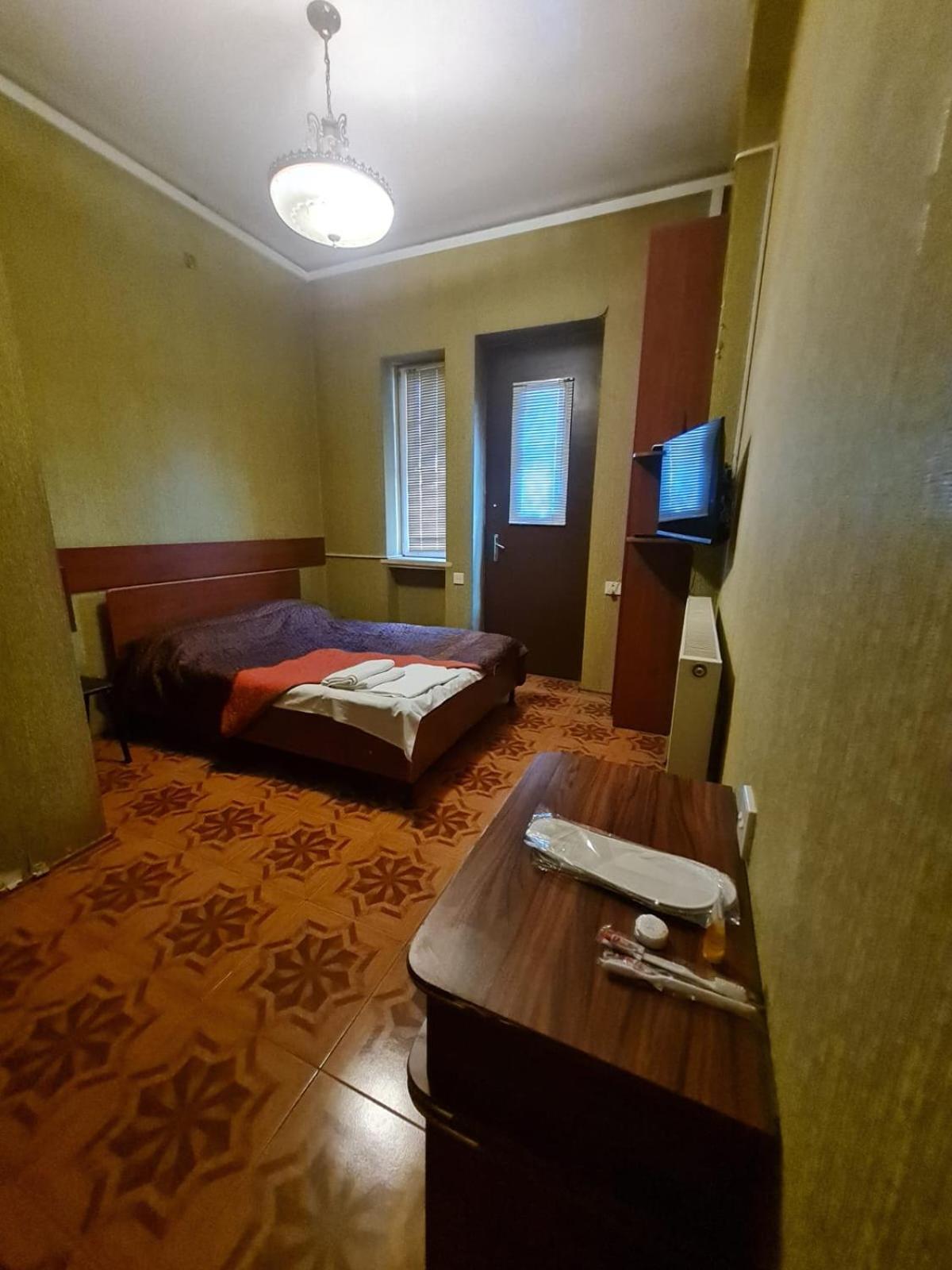 Piano Hotel Tiflis Exterior foto